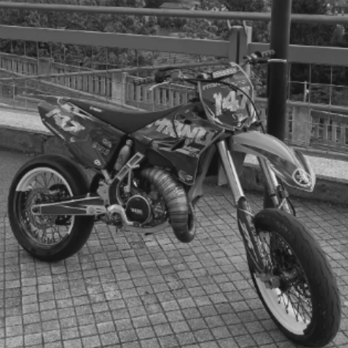 MOTO β GP Graphics Designs